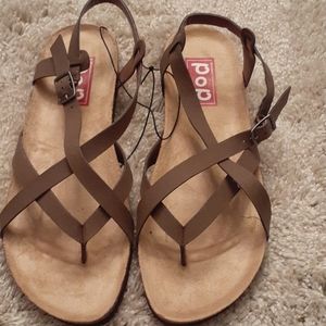 Khaki green flat casual sandal